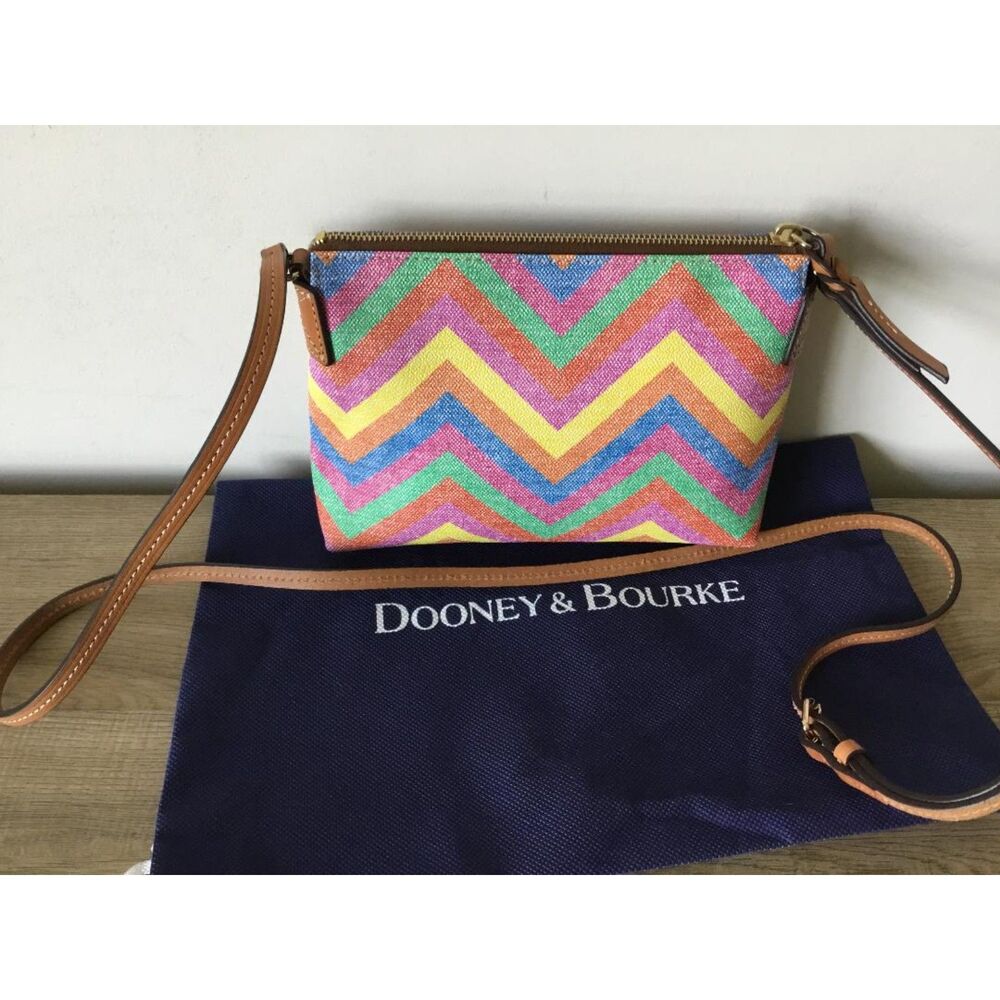 Dooney & Bourke Crossbody Bag in Rainbow Chevron Pattern w/Dustbag - Picture 2 of 10